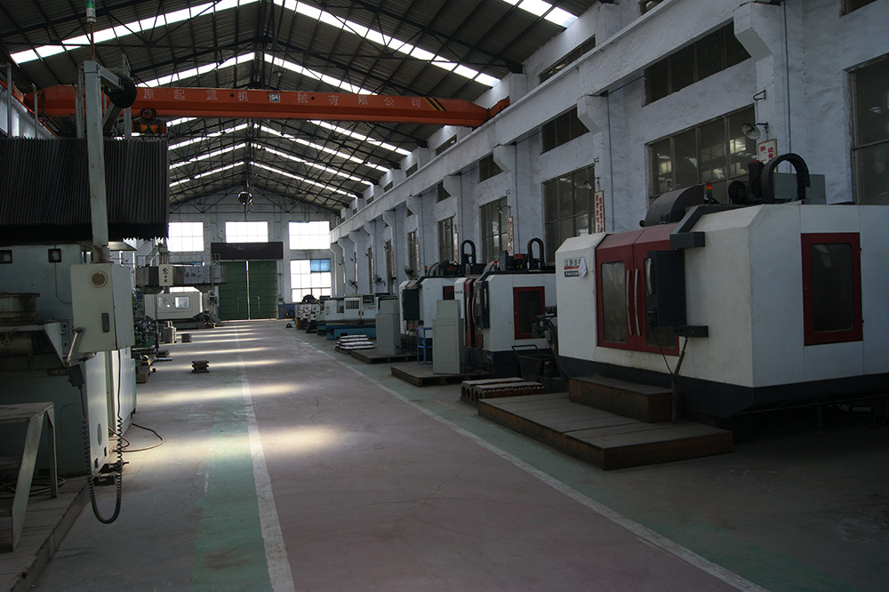 90000㎡大型有機肥設備生產(chǎn)基地通達重工金加工車間